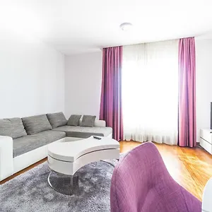 https://luxury-apartment-bucharest-mall-area.bucharesthotelsnow.com
