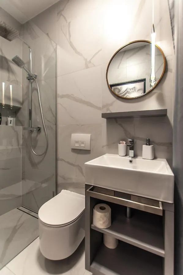 Divine Nest Apartment Ljubljana 0*,